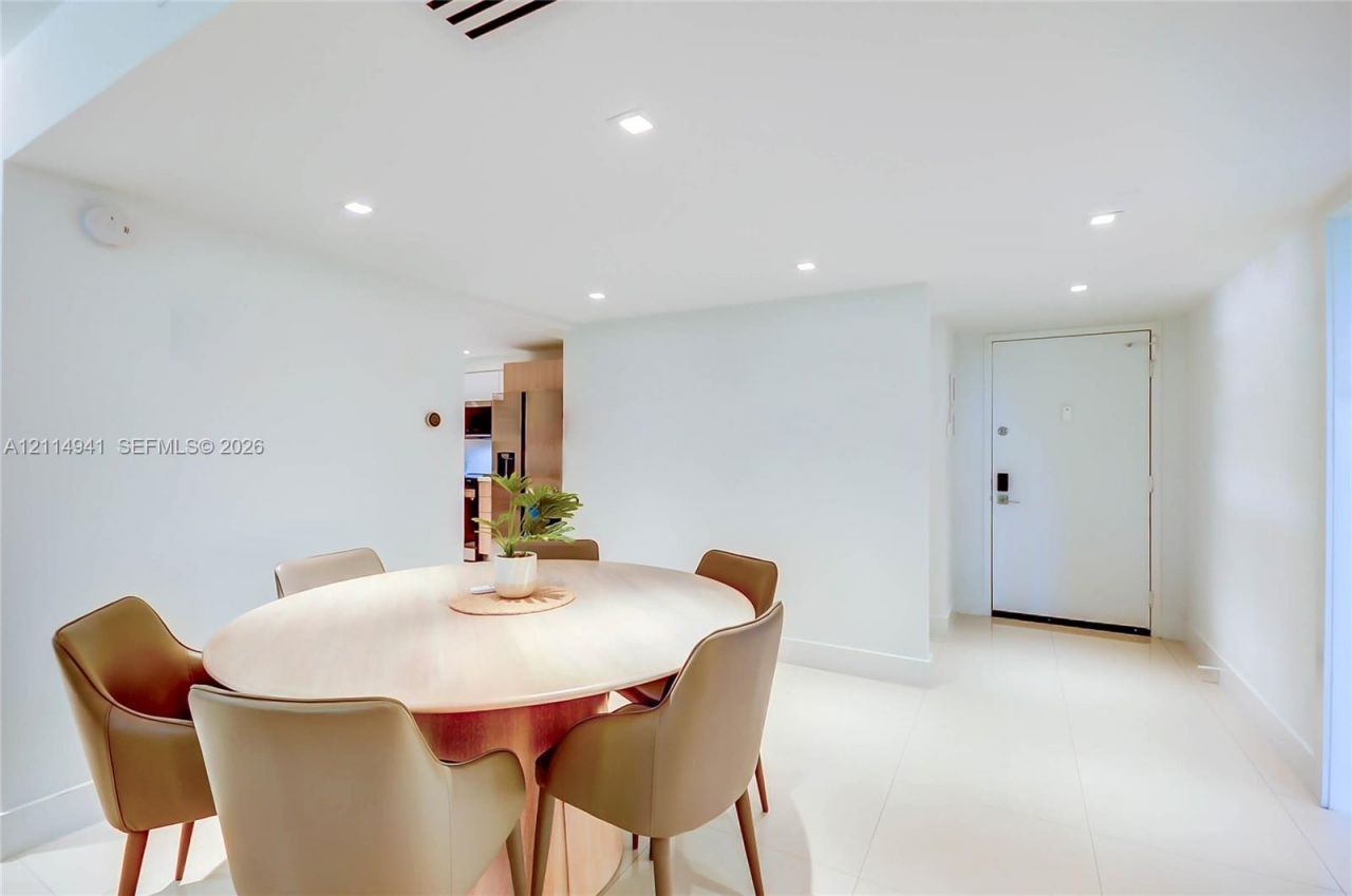 16175 Golf Club Rd , Unit 113, Weston, FL 33326 Photo