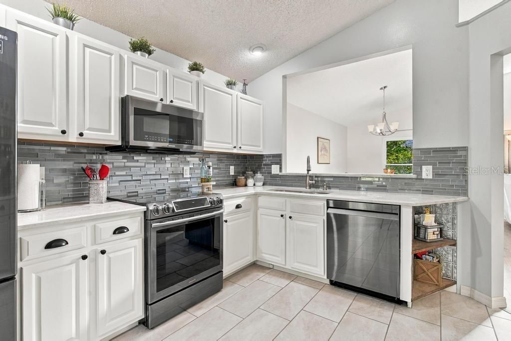3017 E Beaumont Lane , Eustis, FL 32726 Photo