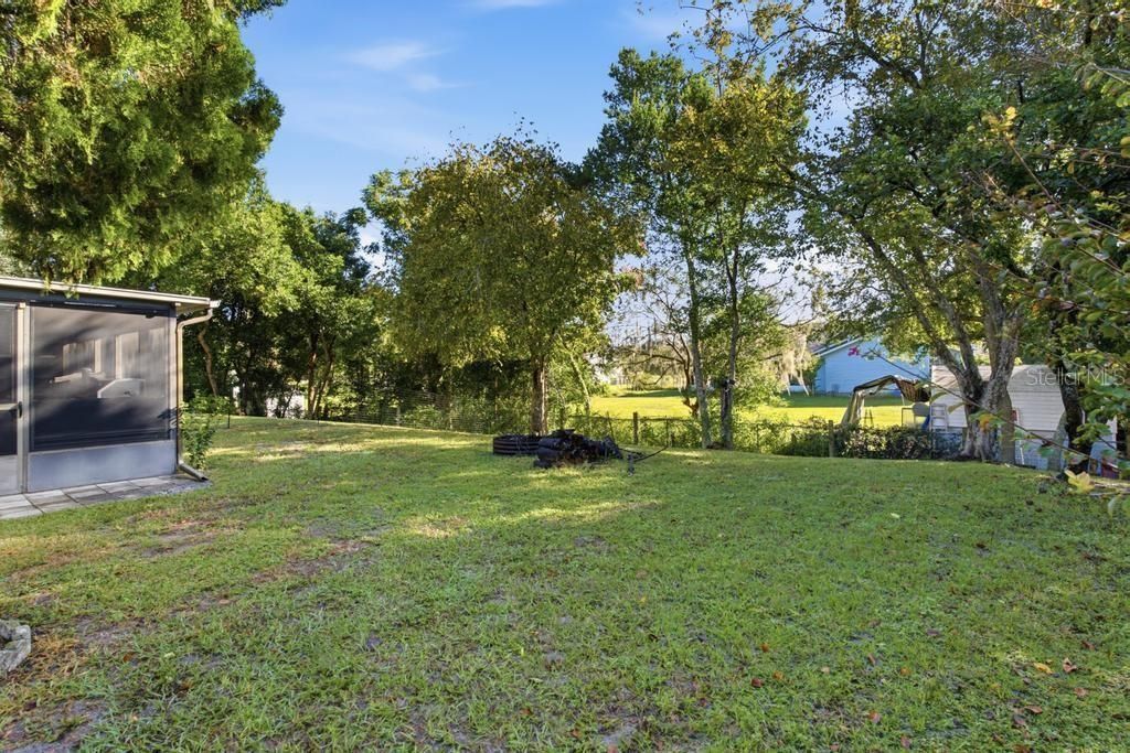 3017 E Beaumont Lane , Eustis, FL 32726 Photo