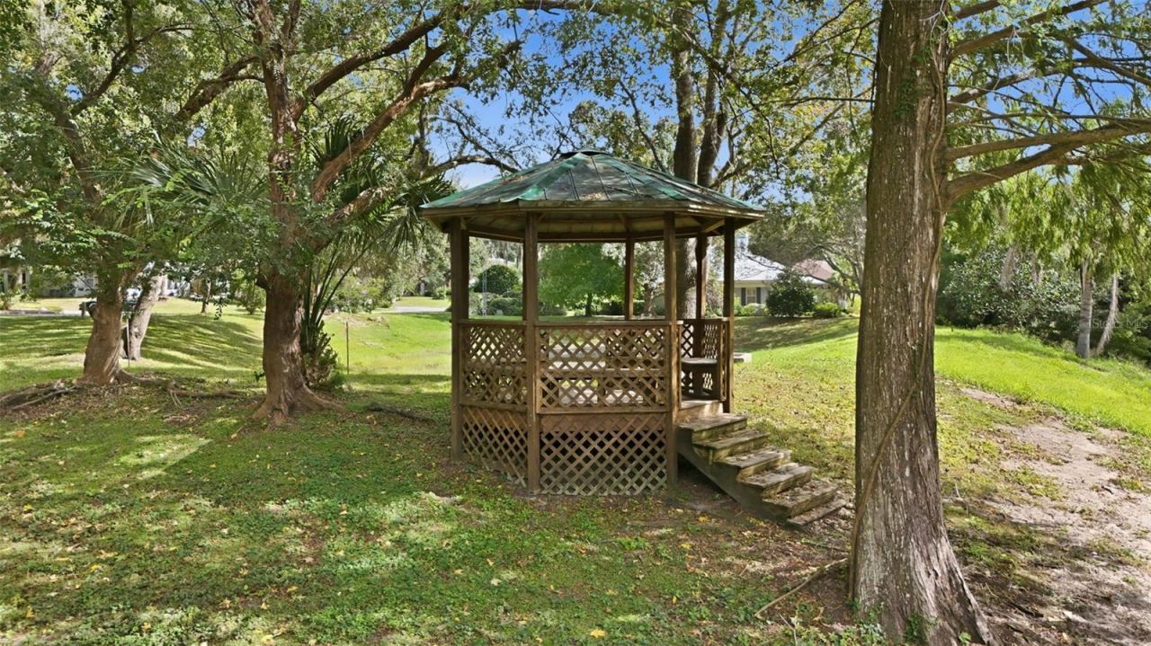 600 Huron Place , Mount Dora, FL 32757 Photo