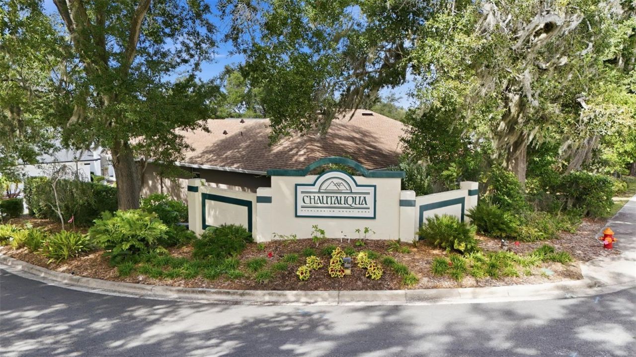 600 Huron Place , Mount Dora, FL 32757 Photo