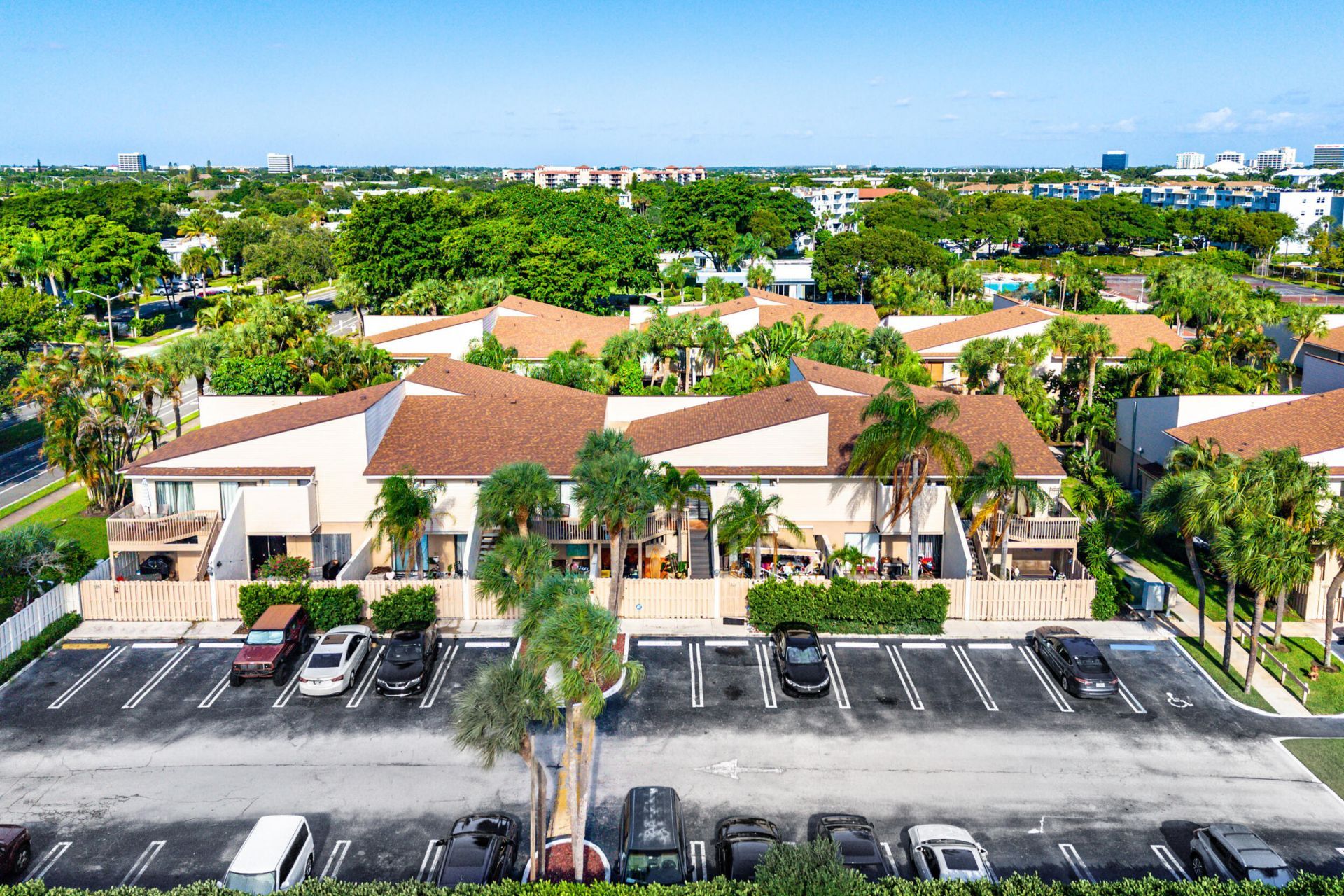 616 Executive Center Drive, Unit 206, West Palm Beach, FL 33401 Photo
