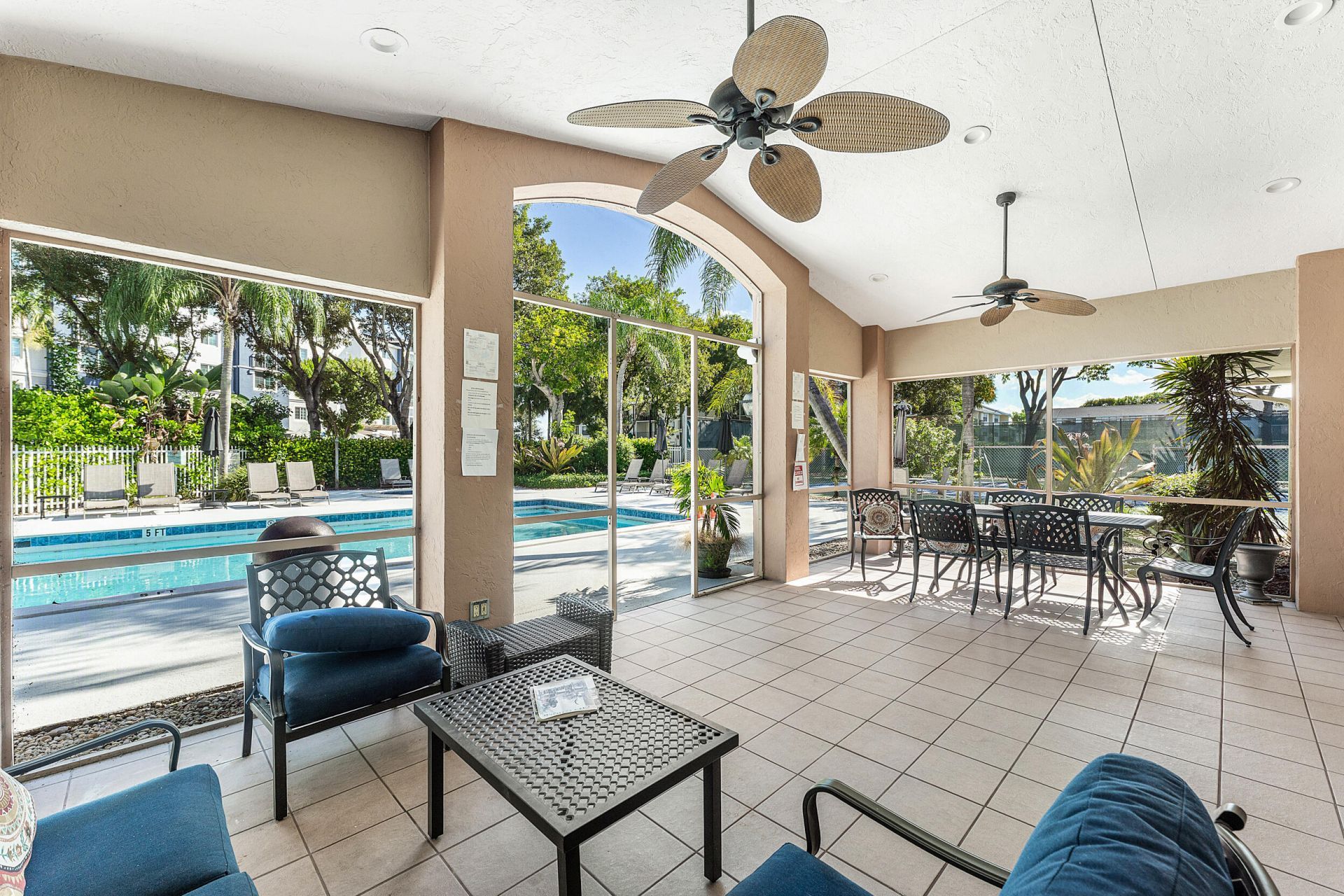 616 Executive Center Drive, Unit 206, West Palm Beach, FL 33401 Photo