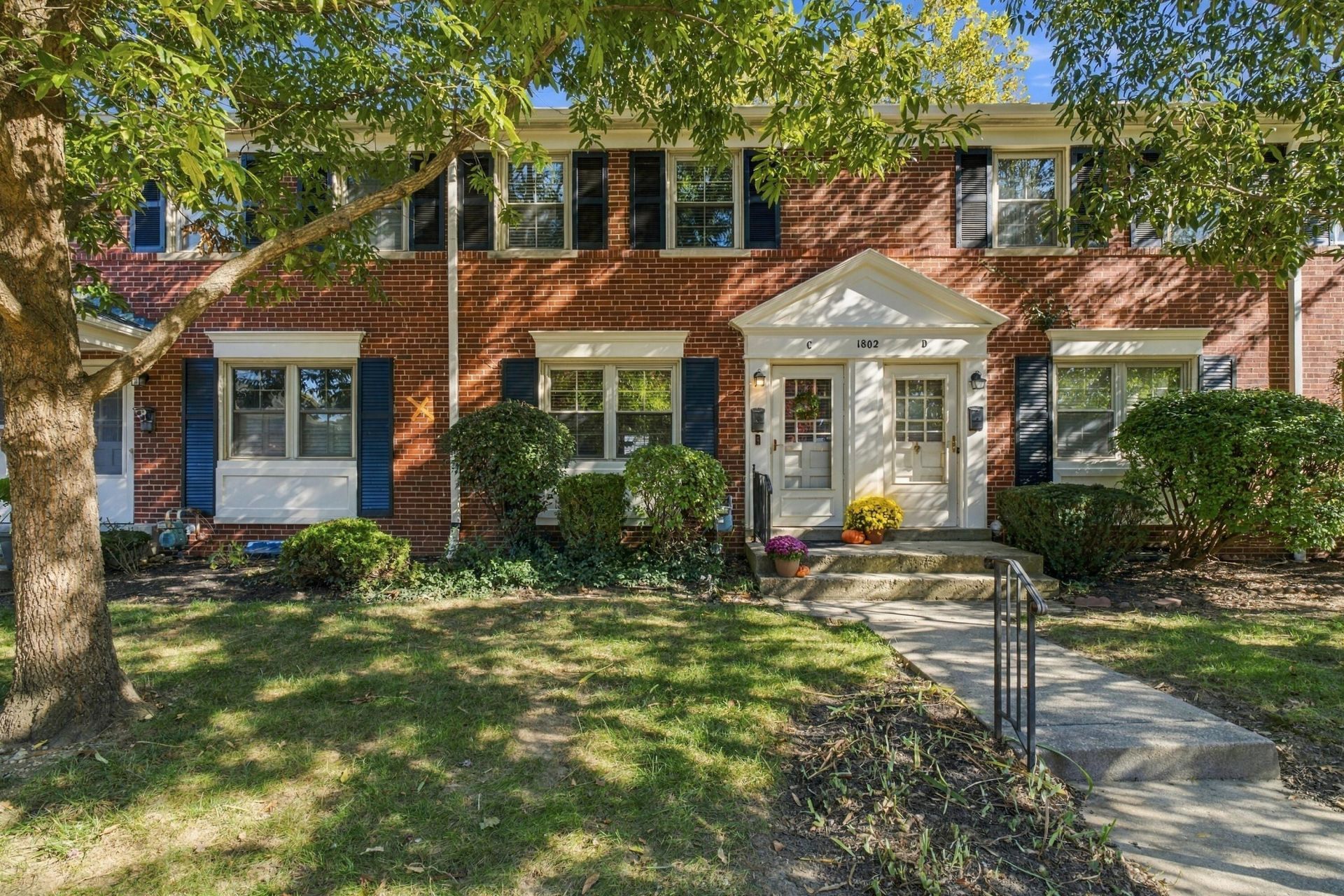1802 Kings Court , Unit 15, Columbus, OH 43212 Main Photo