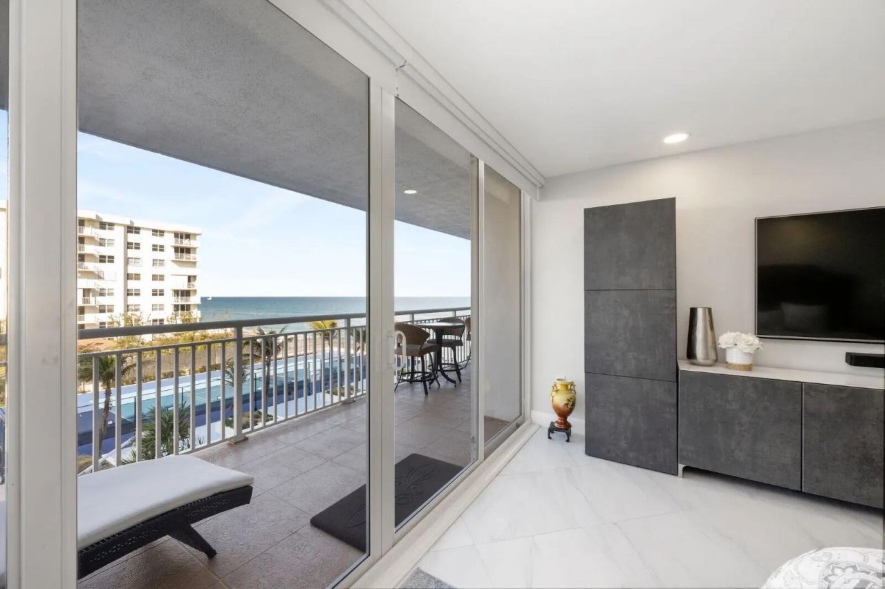 3546 S Ocean Boulevard, Unit 527, South Palm Beach, FL 33480 Photo