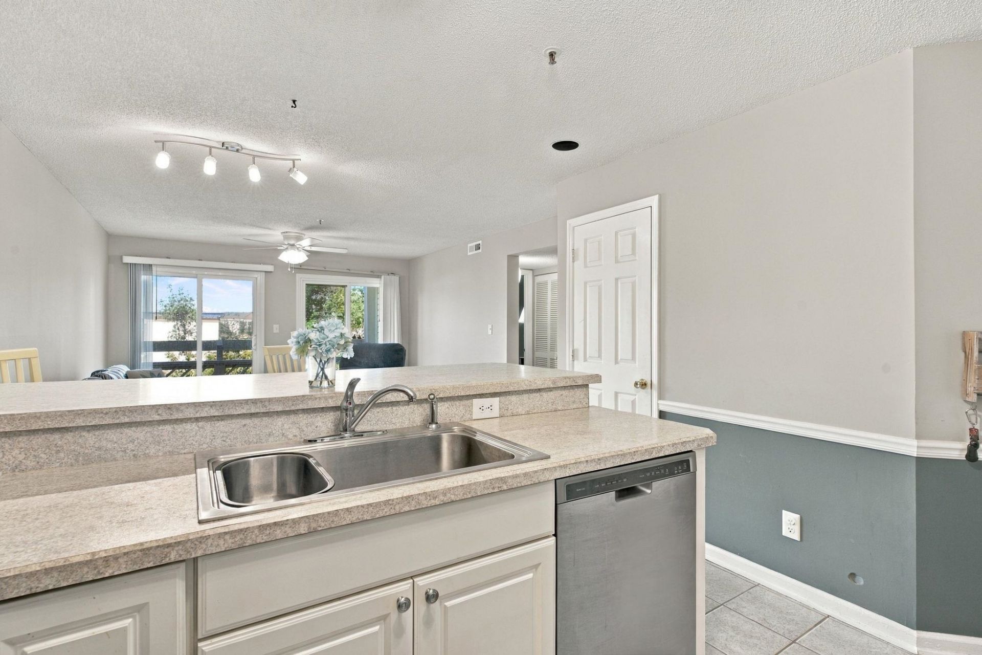 1100 Possum Trot Rd.  Photo 8