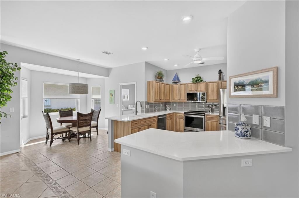 14006 Point Judith Ln, Fort Myers, FL 33919 Photo