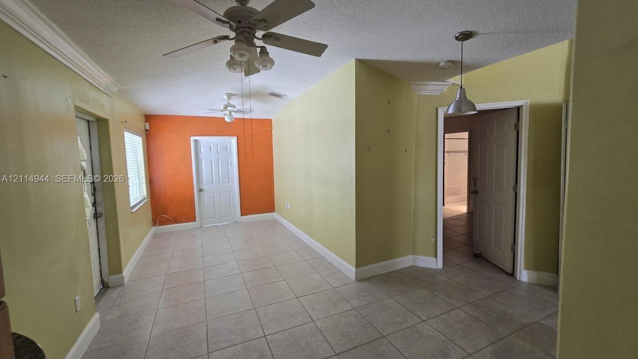 10021 NW 127th Ter, Hialeah Gardens, FL 33018 Photo