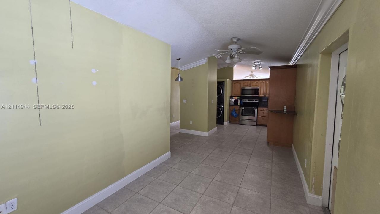 10021 NW 127th Ter, Hialeah Gardens, FL 33018 Photo