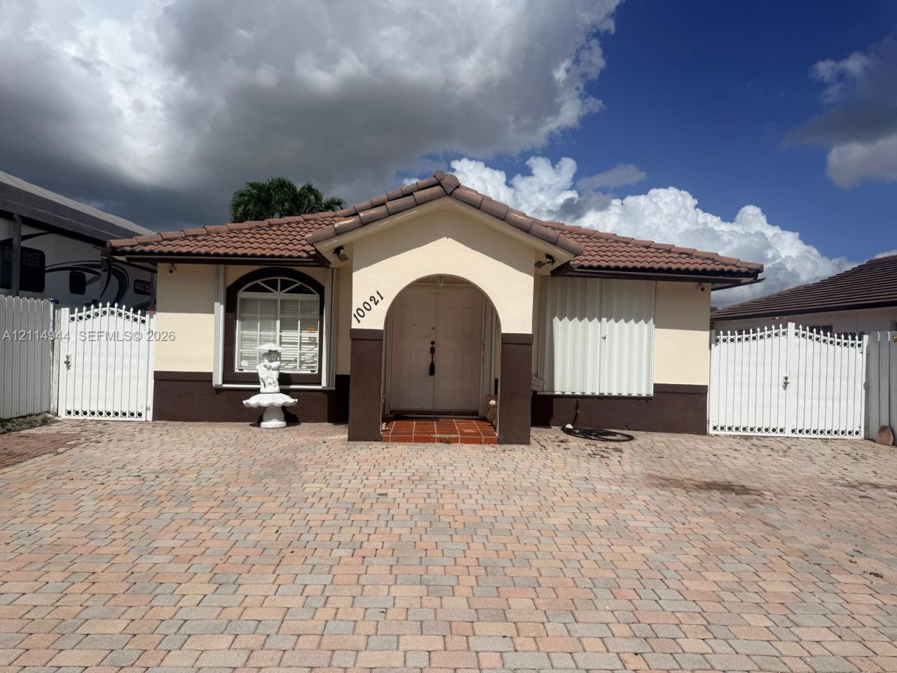 10021 NW 127th Ter, Hialeah Gardens, FL 33018 Photo