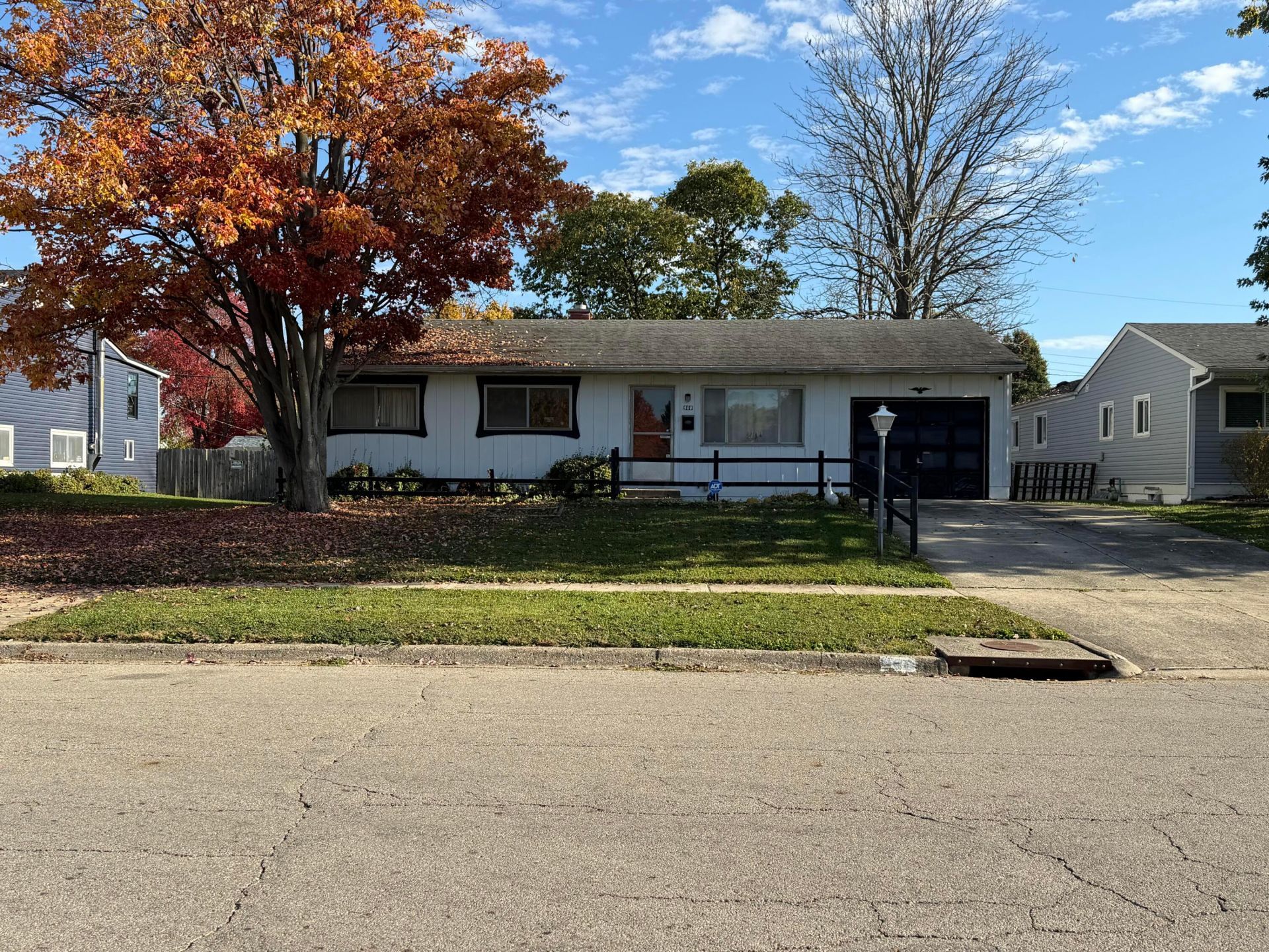 900 Olympia Drive, Columbus, OH 43207 Main Photo