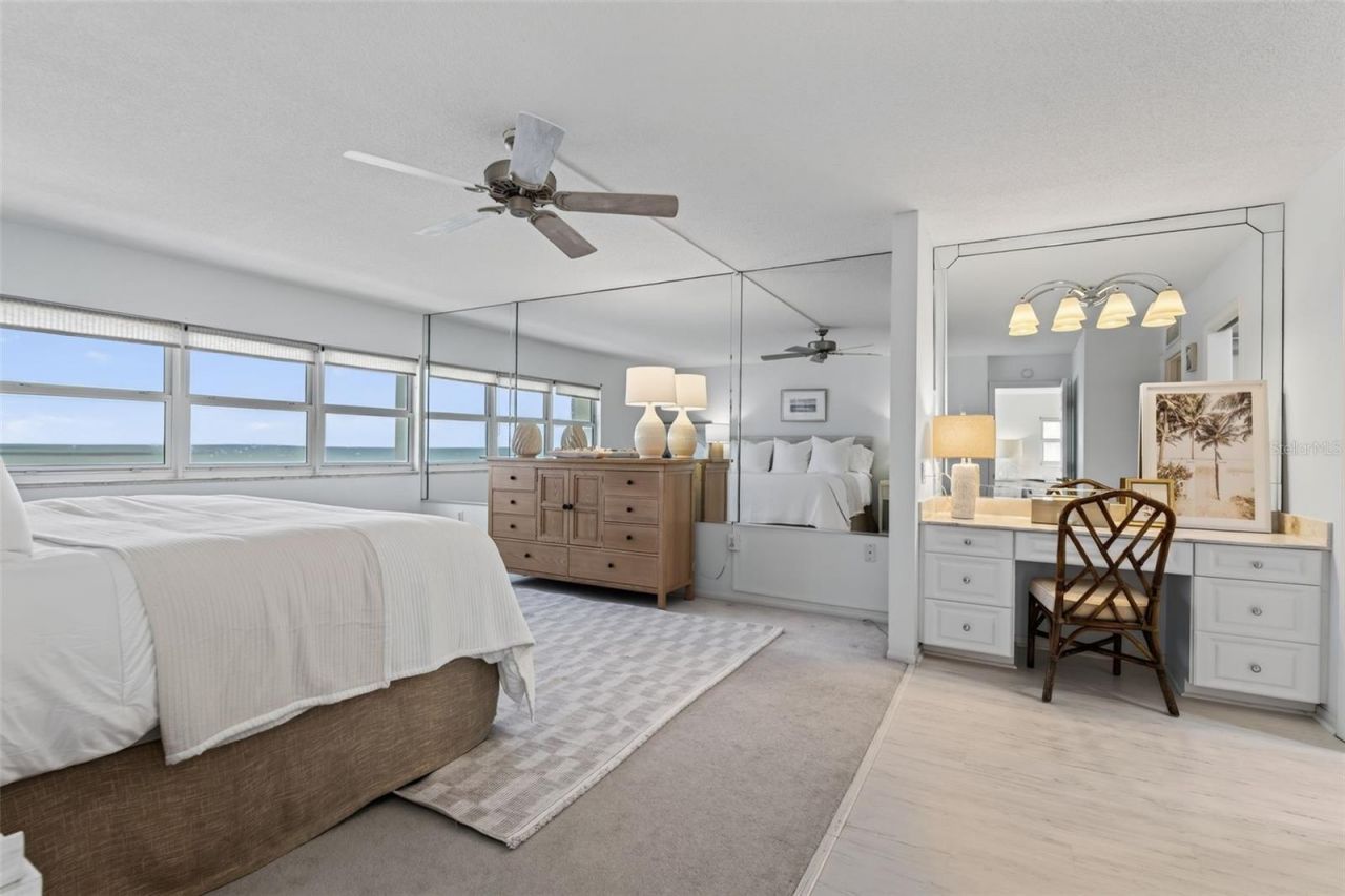 633 Alhambra Road, Unit 508, Venice, FL 34285 Photo
