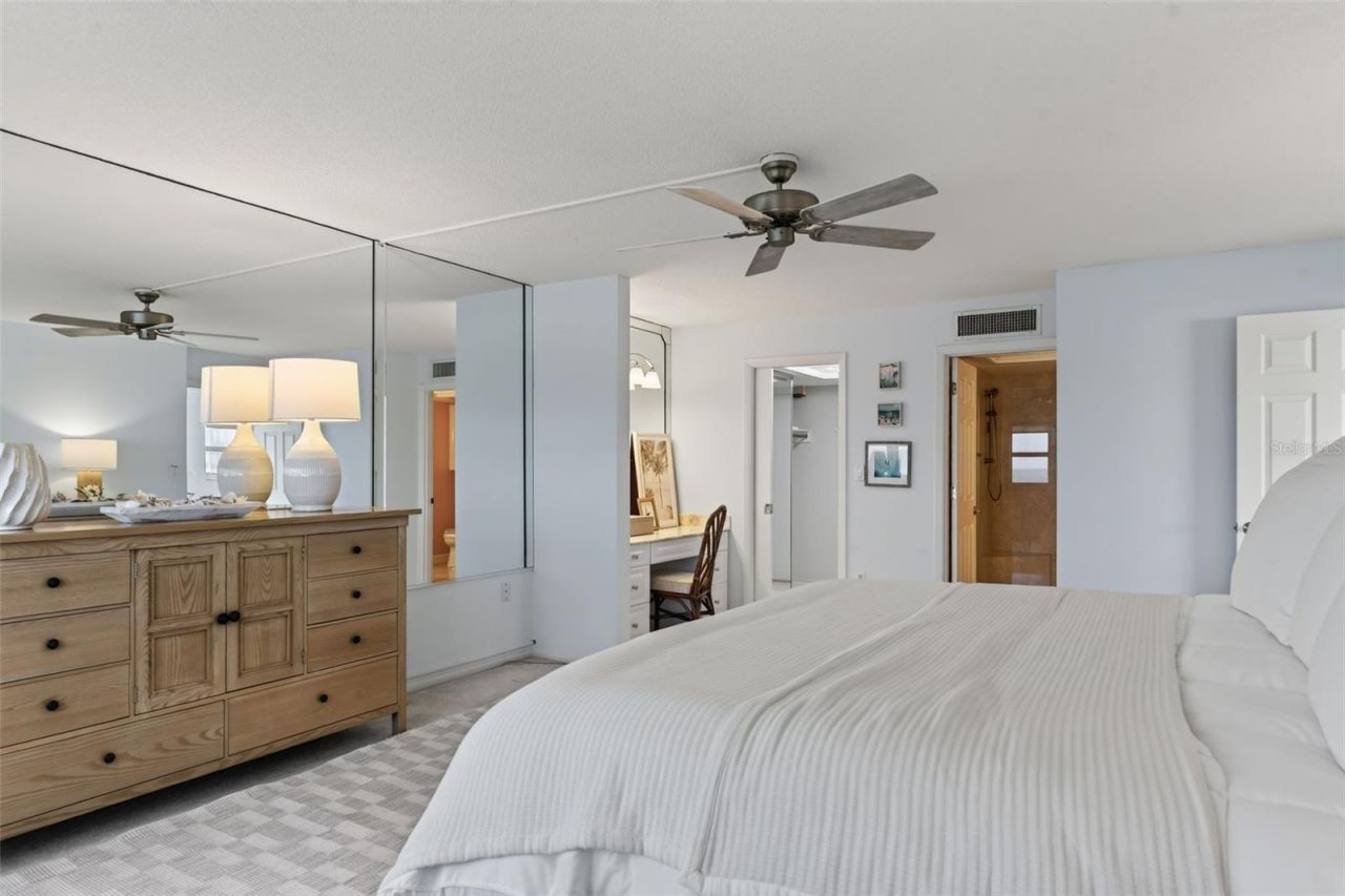 633 Alhambra Road, Unit 508, Venice, FL 34285 Photo