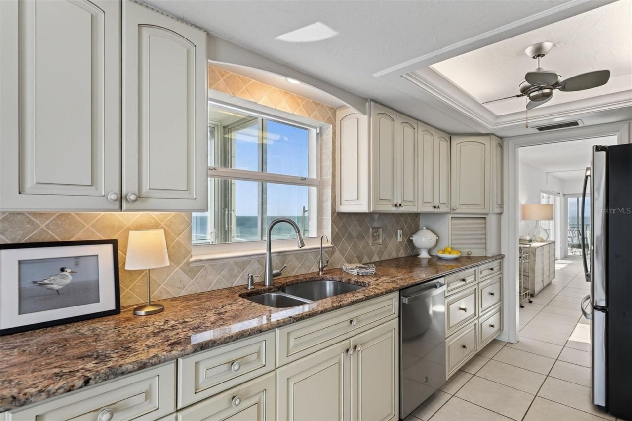 633 Alhambra Road, Unit 508, Venice, FL 34285 Photo