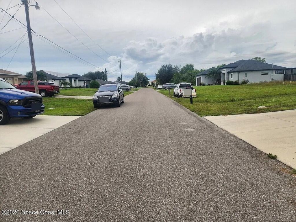 471 NE 3rd Court , Cape Coral, FL 33909 Photo
