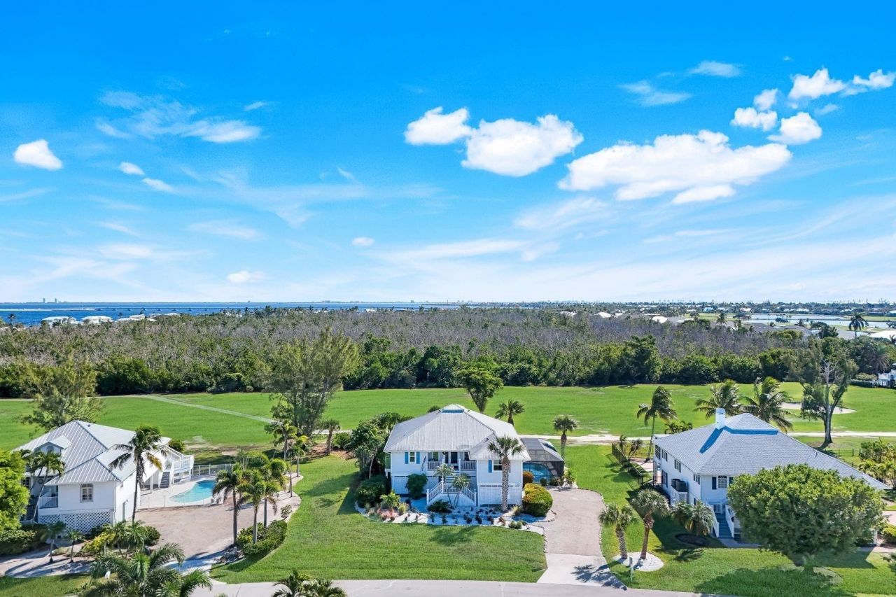 1417 Causey Ct, Sanibel, FL 33957 Photo