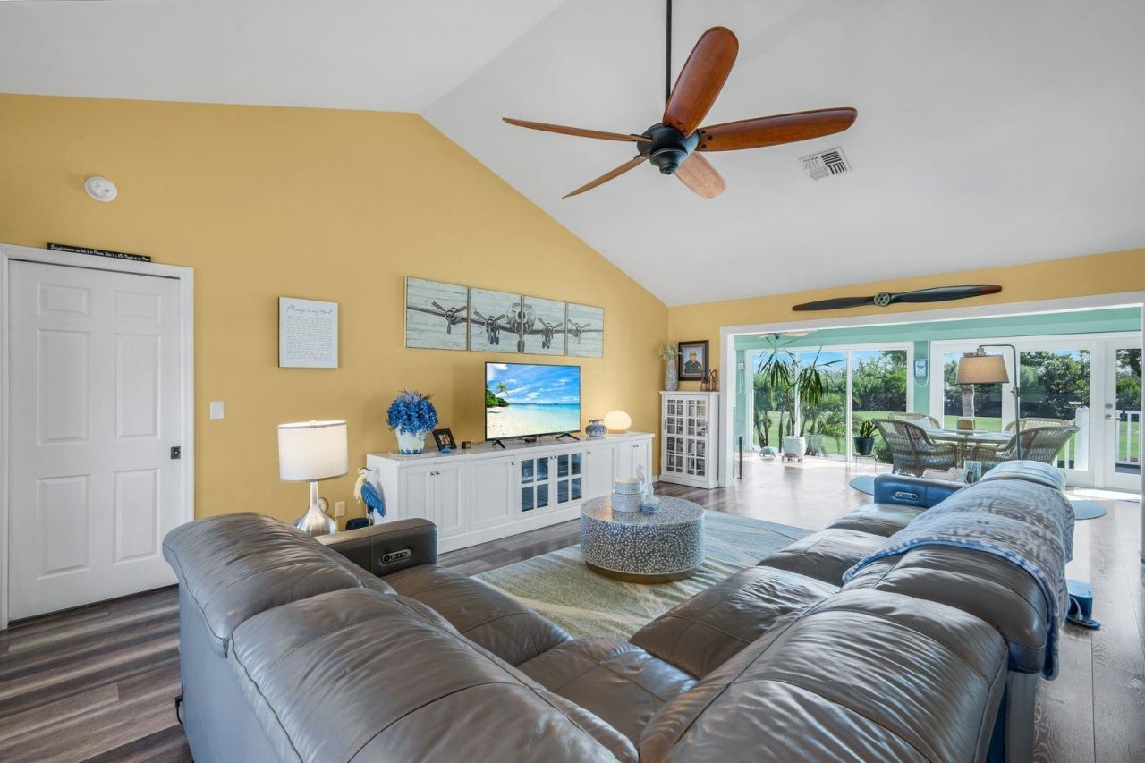 1417 Causey Ct, Sanibel, FL 33957 Photo