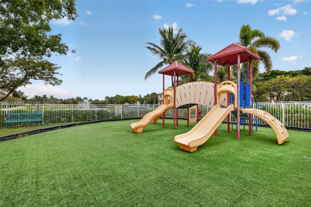 2664 SW 81st Ter , Unit 2666, Miramar, FL 33025 Photo