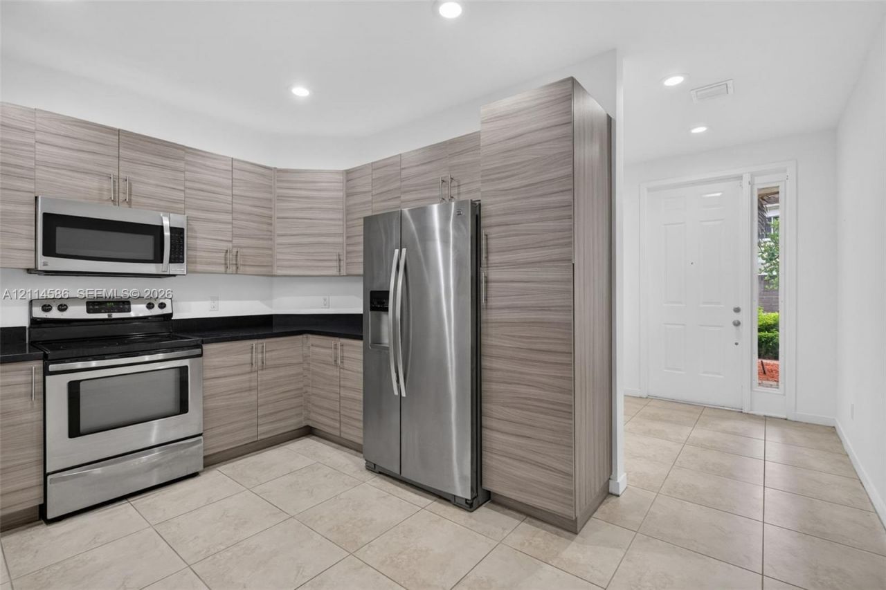 2664 SW 81st Ter , Unit 2666, Miramar, FL 33025 Photo