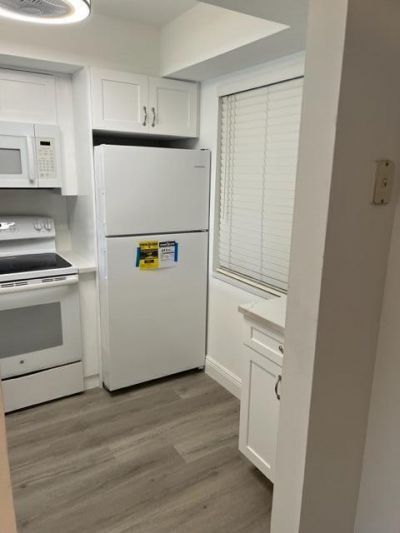 128 Lehane Terrace, Unit 204, North Palm Beach, FL 33408 Photo