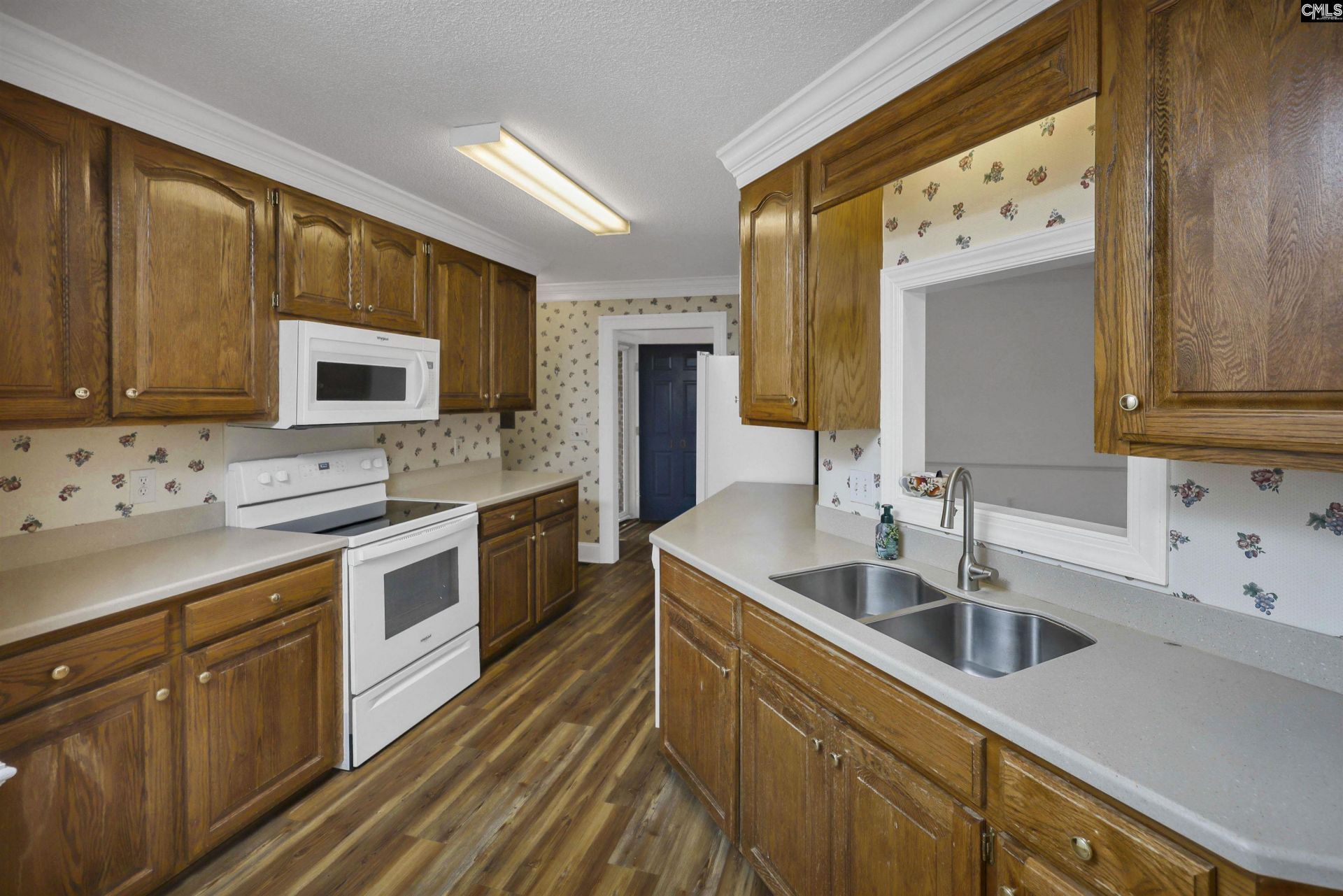 10 Woodlands Ridge Lane  Photo 12