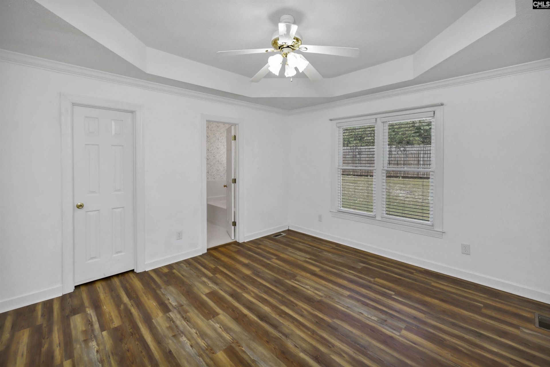 10 Woodlands Ridge Lane  Photo 21