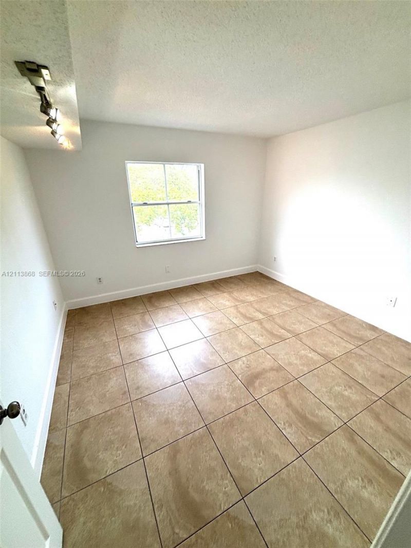 8200 SW 210th St , Unit 101, Cutler Bay, FL 33189 Photo