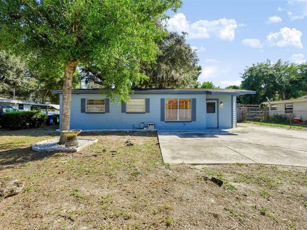 10209 N LOLA STREET , TAMPA, FL 33612