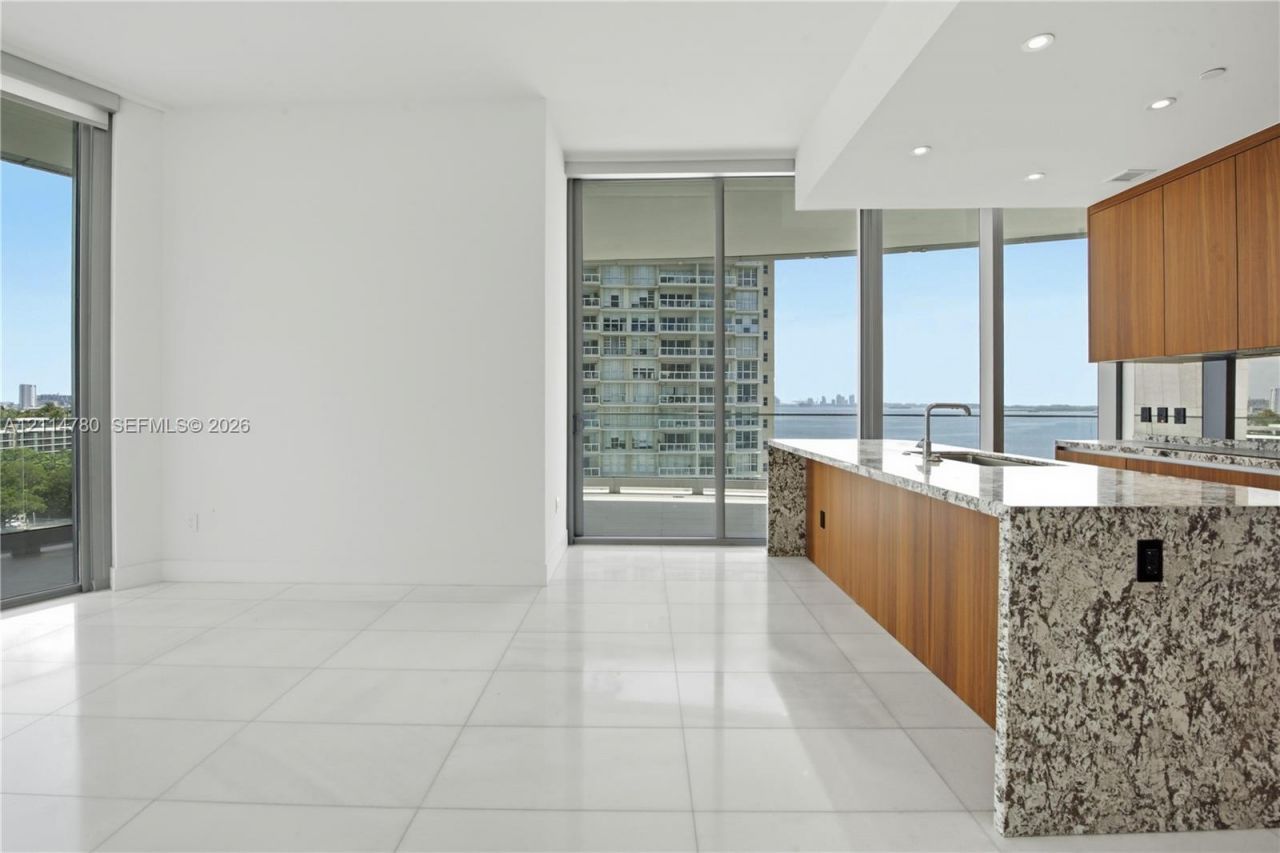 175 SE 25th Rd , Unit 904, Miami, FL 33129 Photo