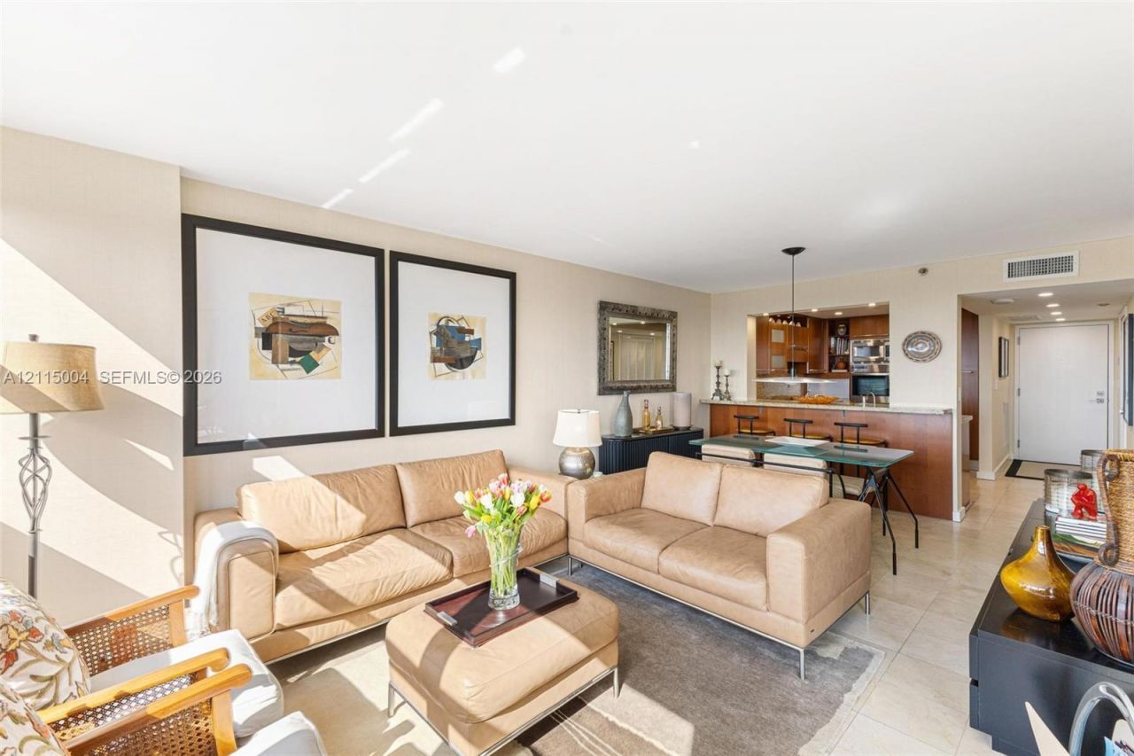 2555 Collins Ave , Unit 1706, Miami Beach, FL 33140 Photo
