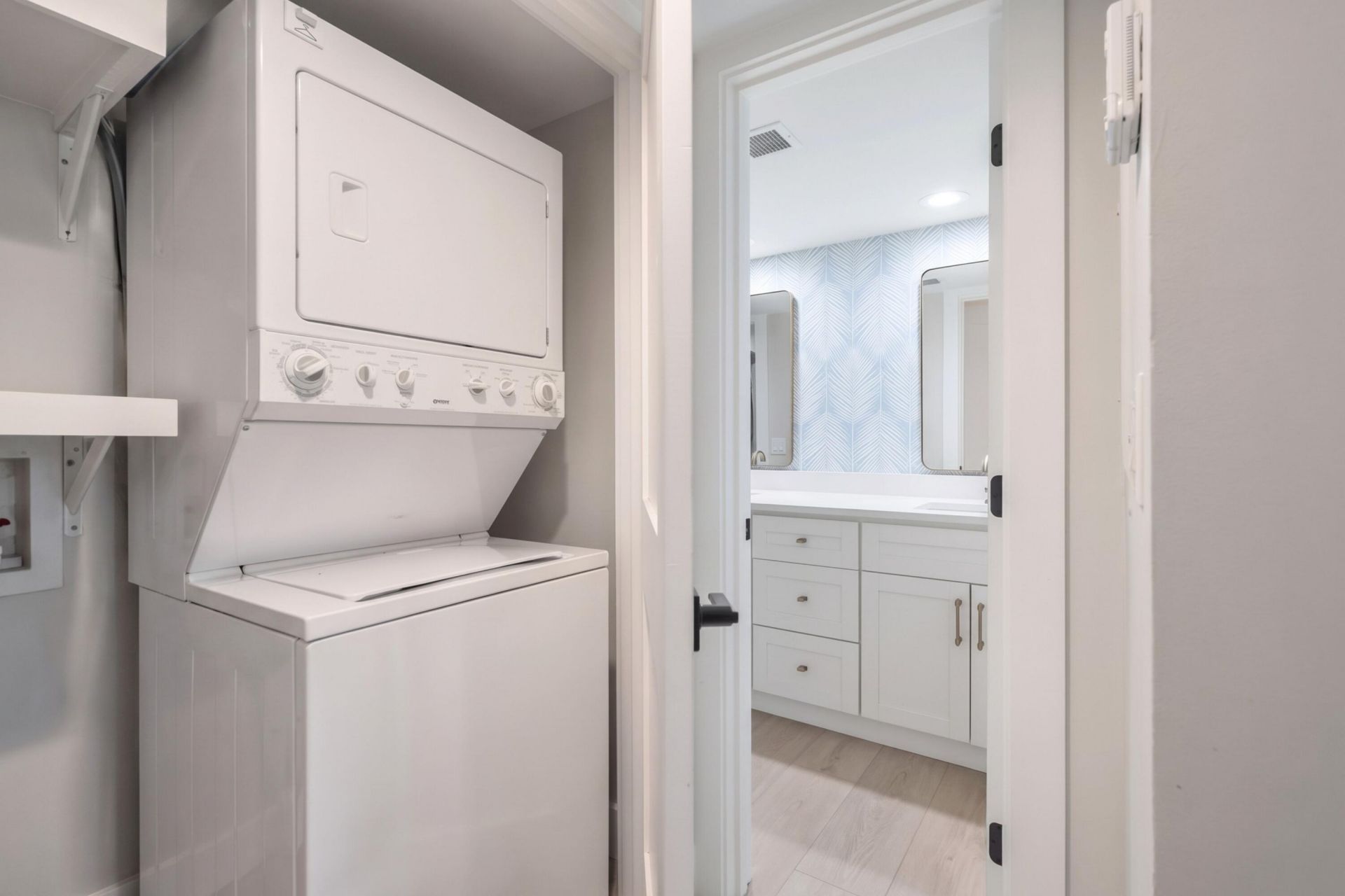 1617 Live Oak Park Photo 12