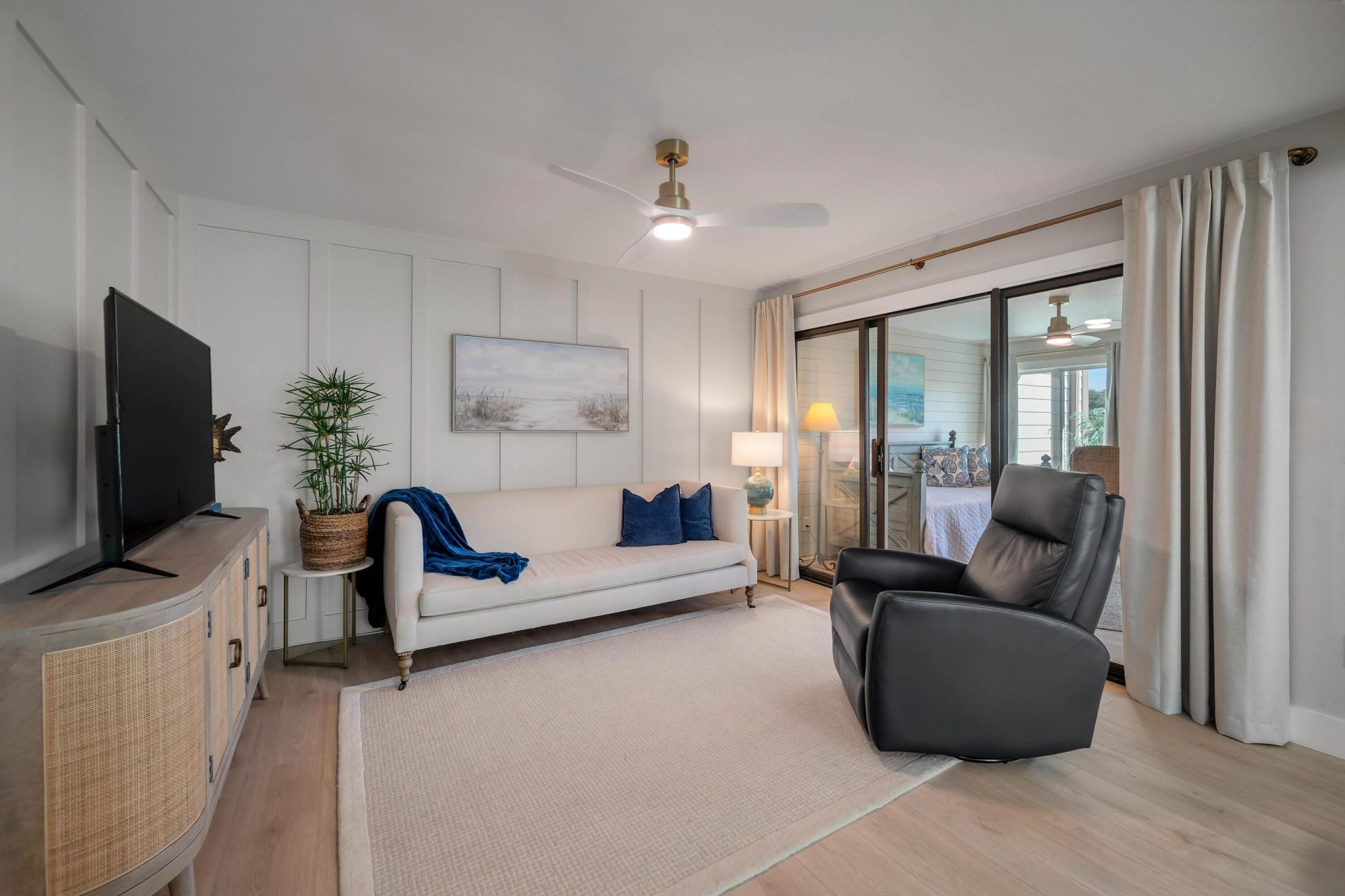 1617 Live Oak Park Photo 6