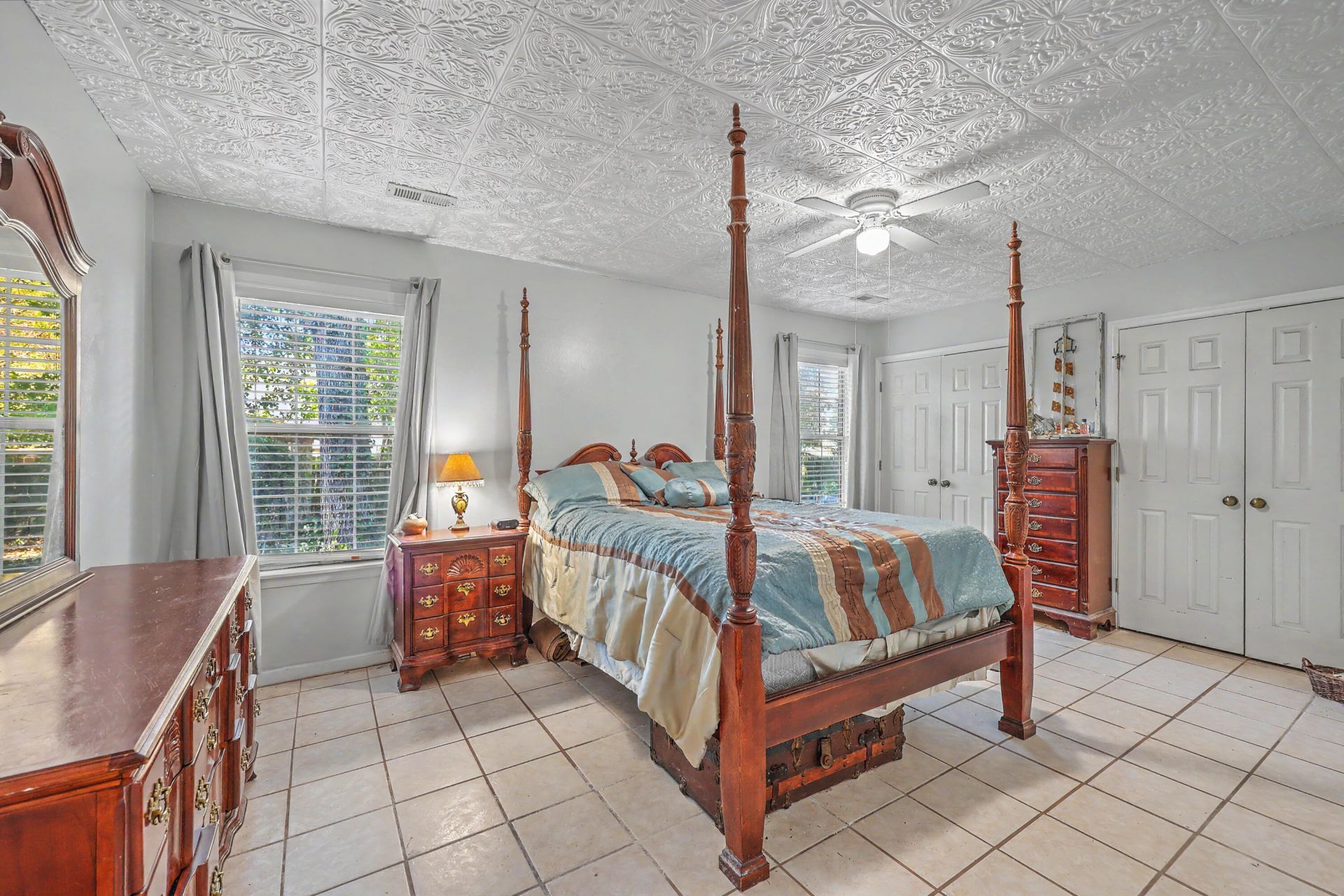 119 Single Tree Court Photo 6