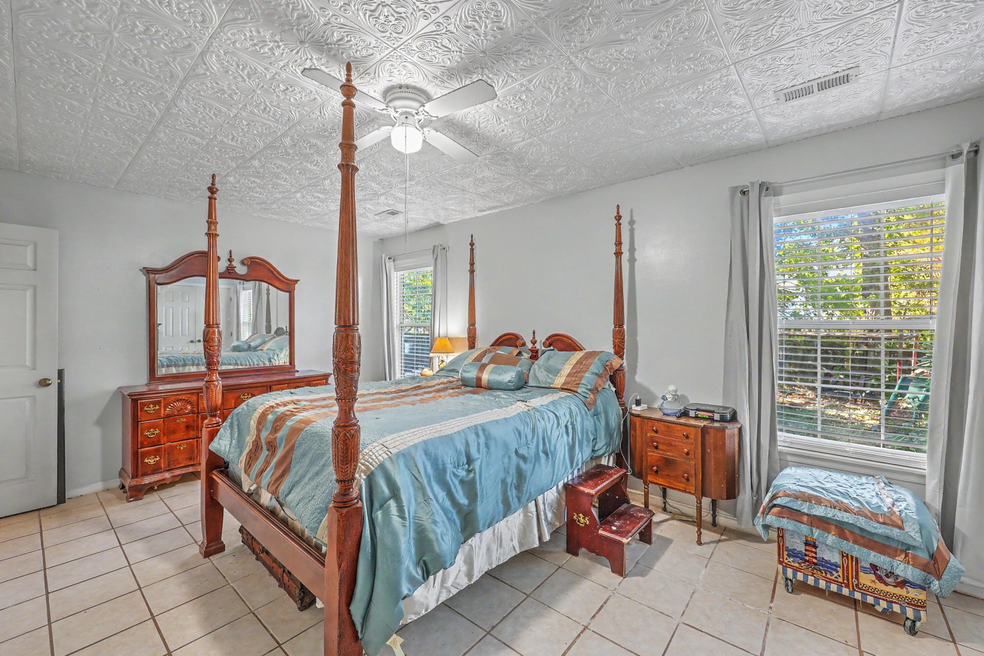 119 Single Tree Court Photo 7