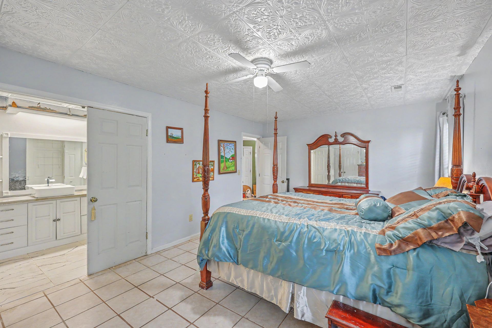 119 Single Tree Court Photo 8