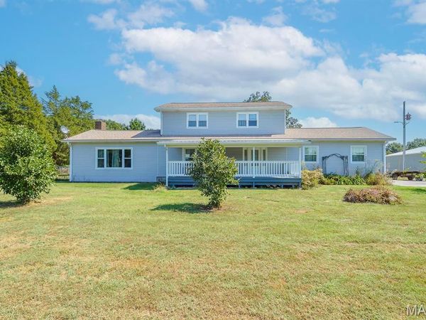 370 Hall Lane, Sorento, IL 62086