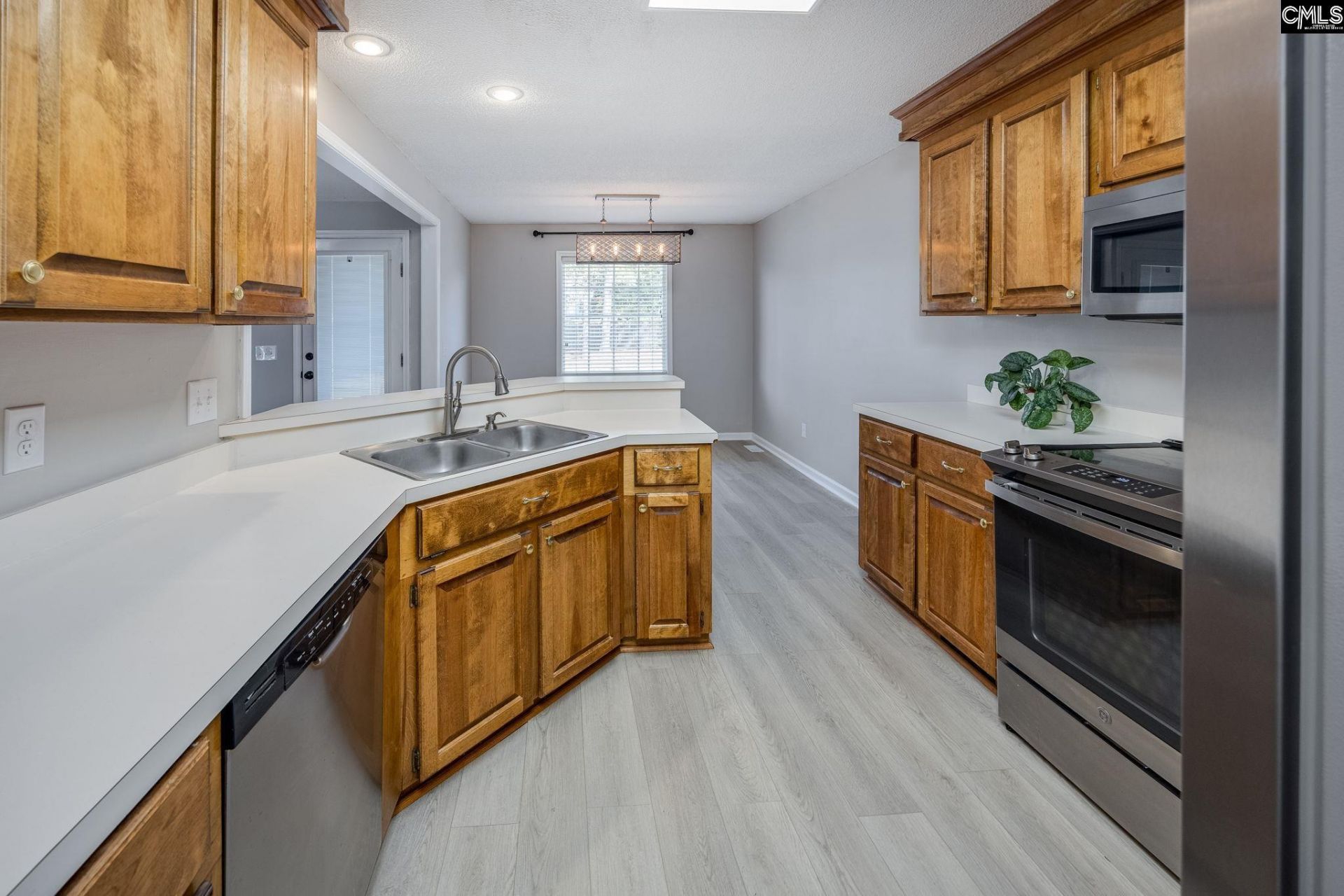 108 Colony Court  Photo 10