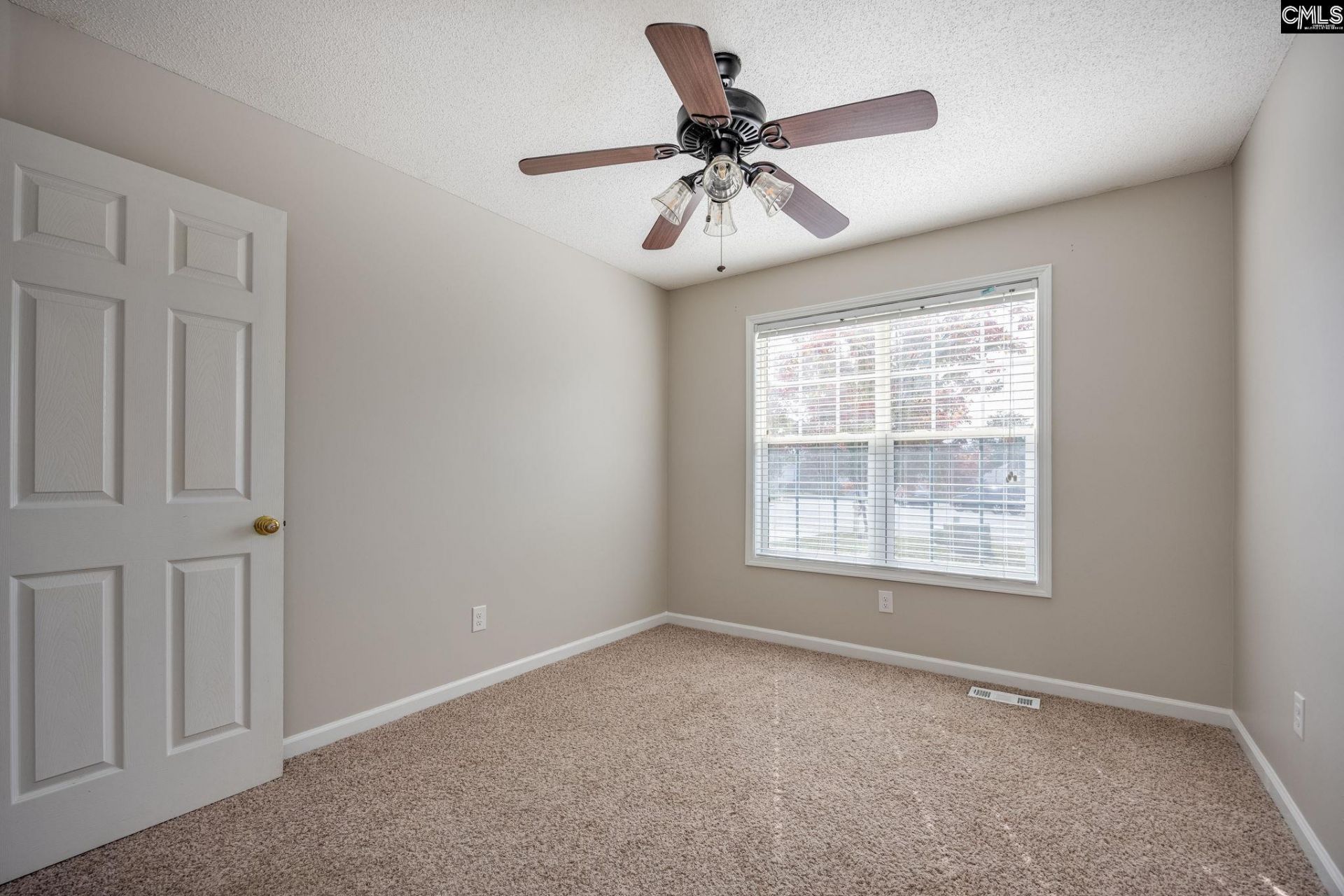 108 Colony Court  Photo 16