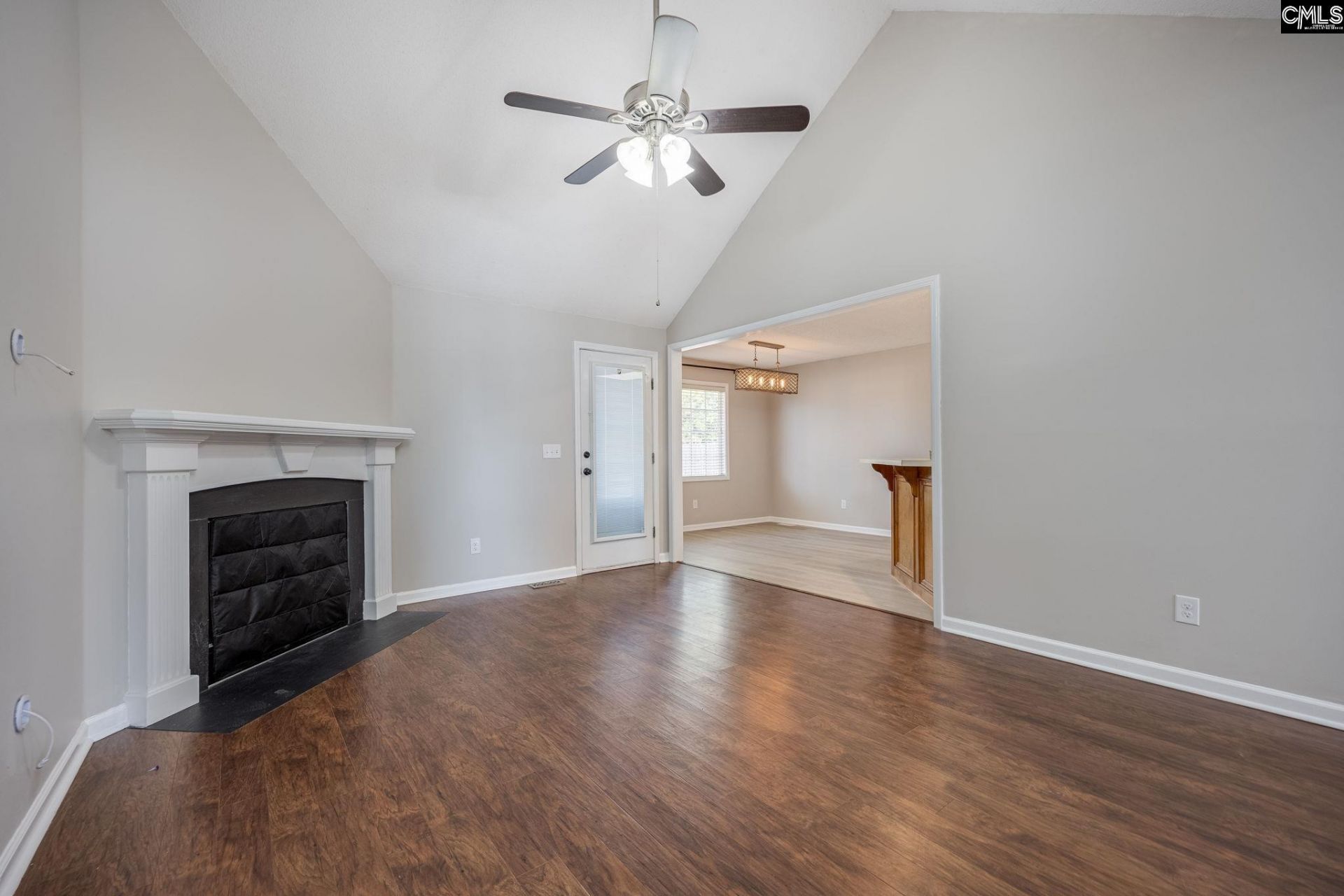 108 Colony Court  Photo 6