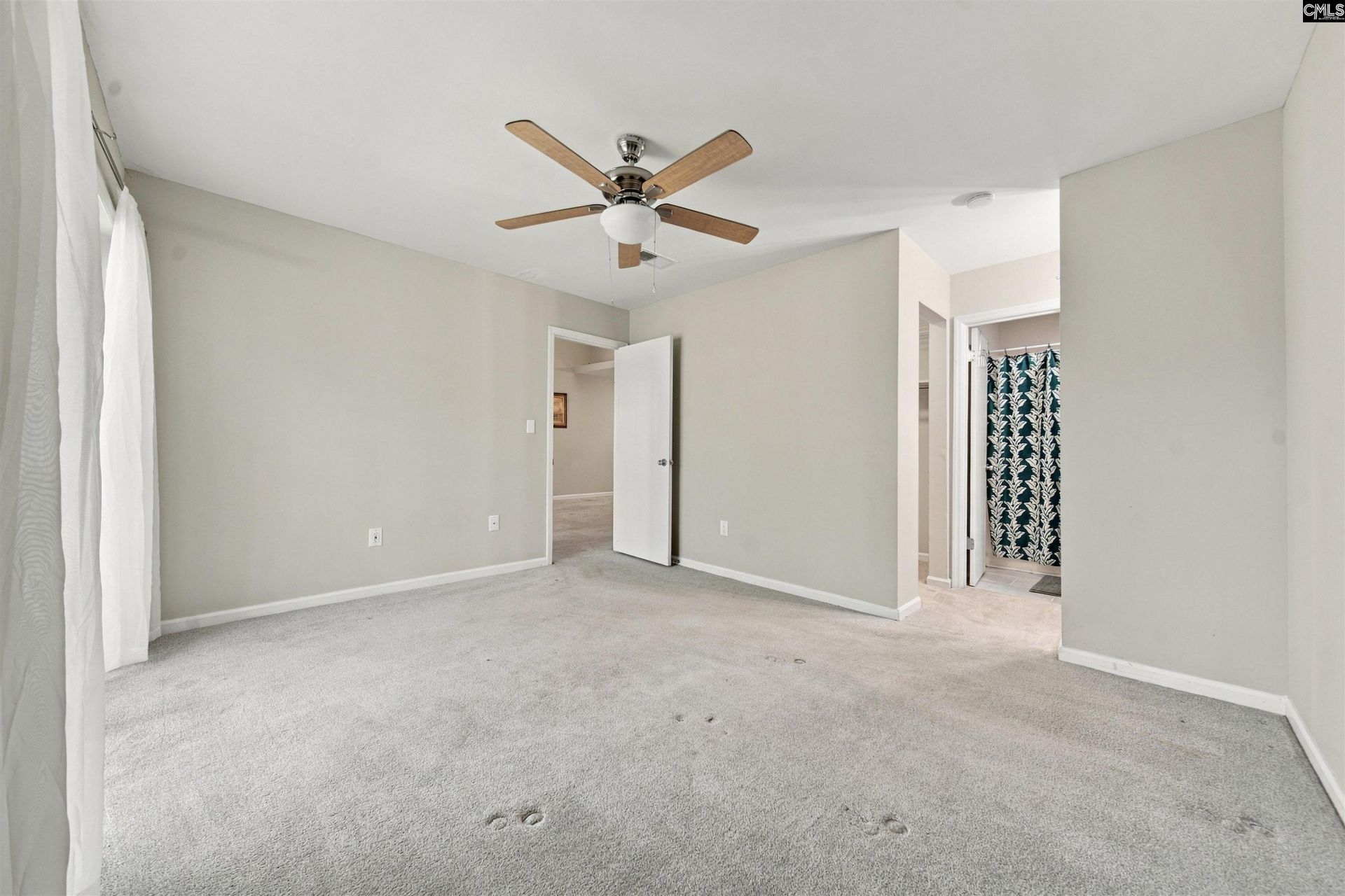 333 Edgewater Lane  Photo 14