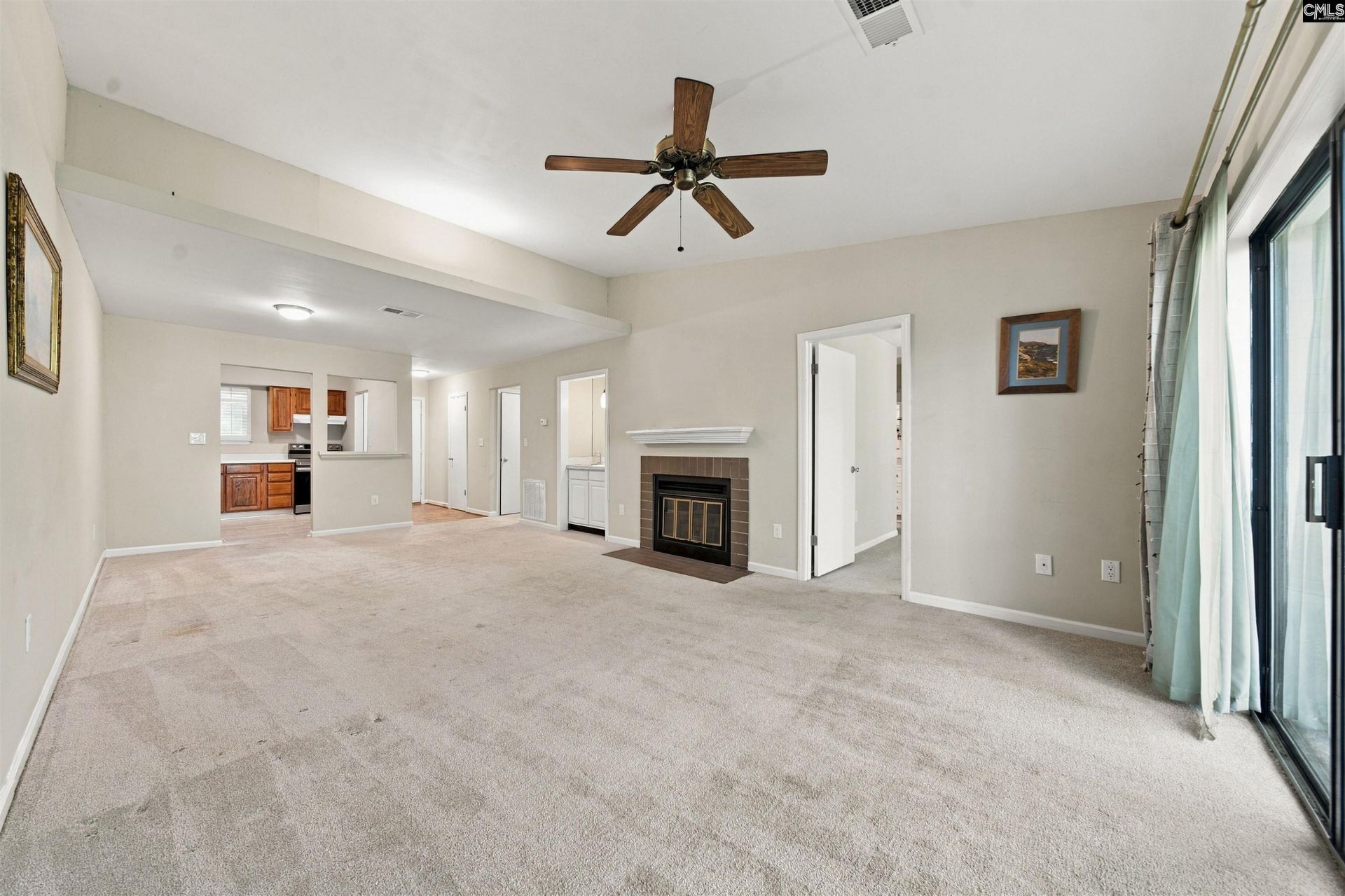 333 Edgewater Lane  Photo 7