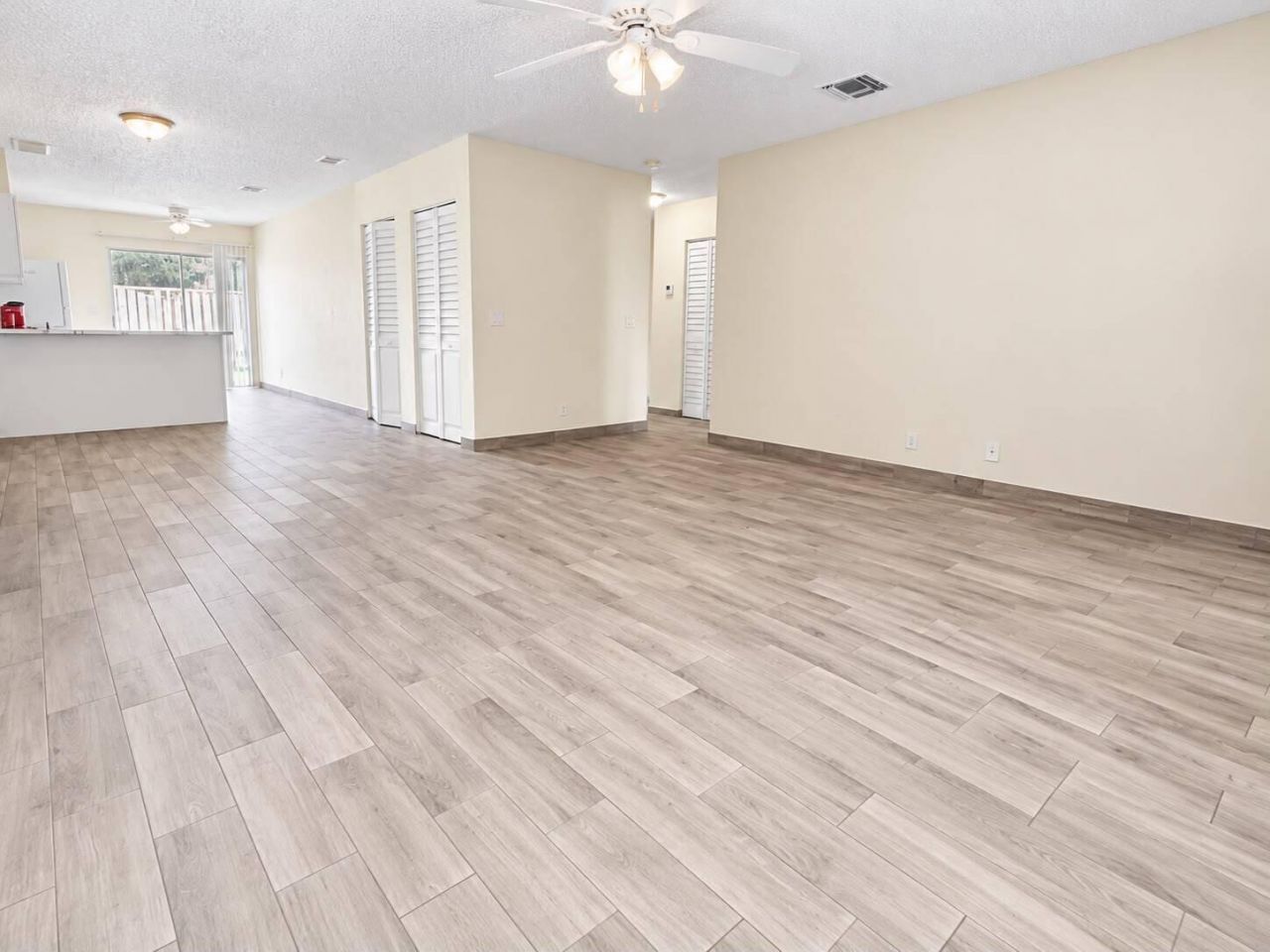 4859 Orleans Court, Unit B, West Palm Beach, FL 33415 Photo
