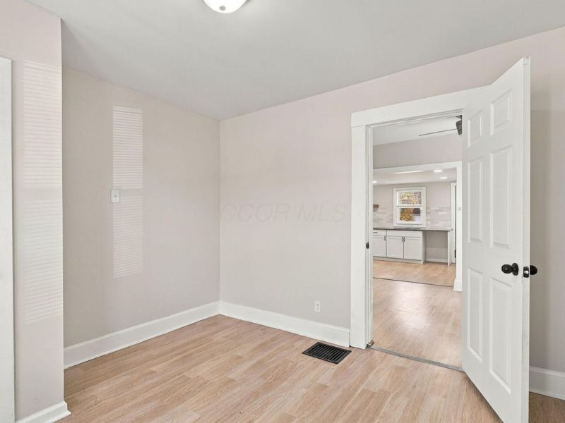 901 Campbell Avenue , Columbus, OH 43223 Photo 24