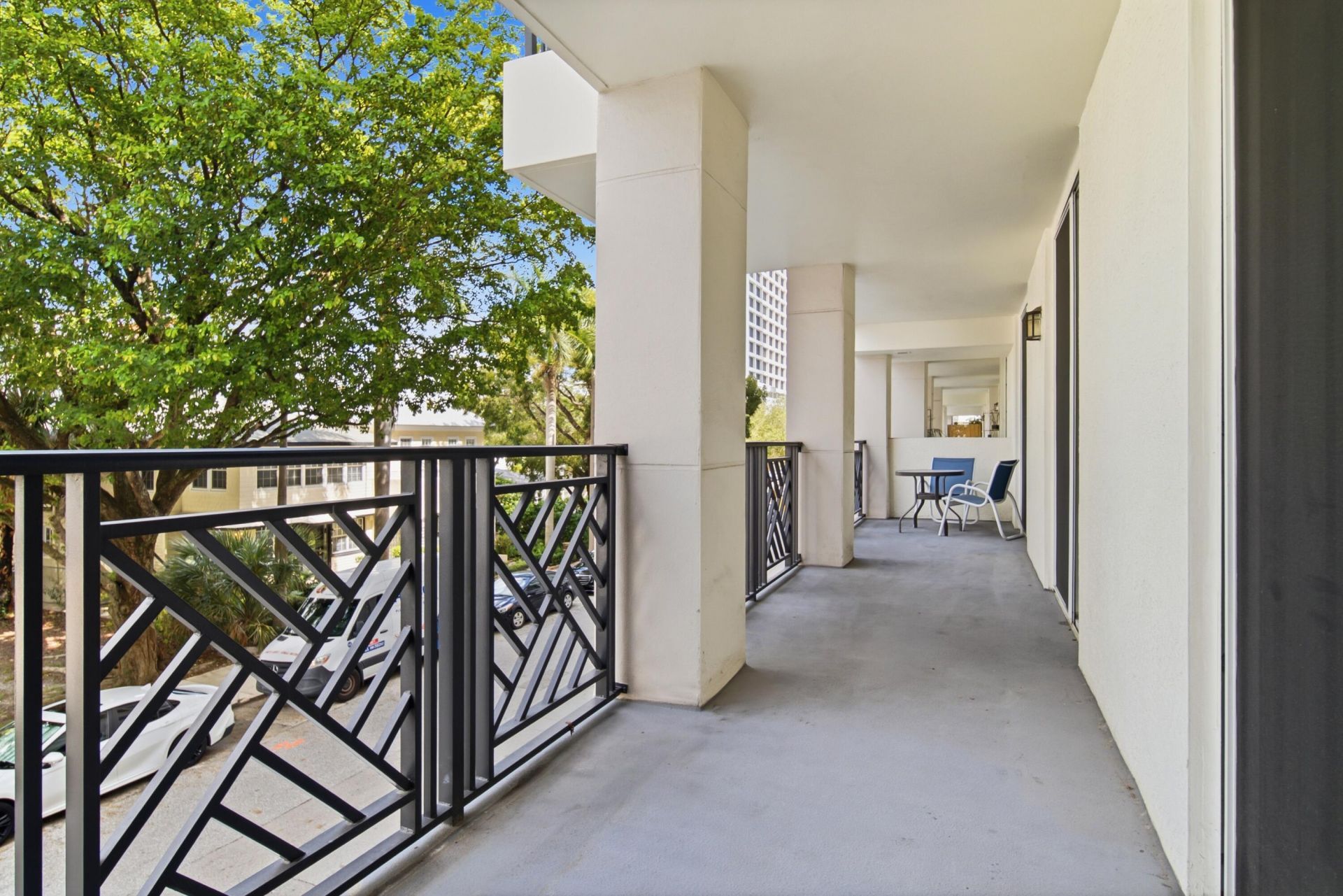 600 S Dixie Highway, Unit 211, West Palm Beach, FL 33401 Photo