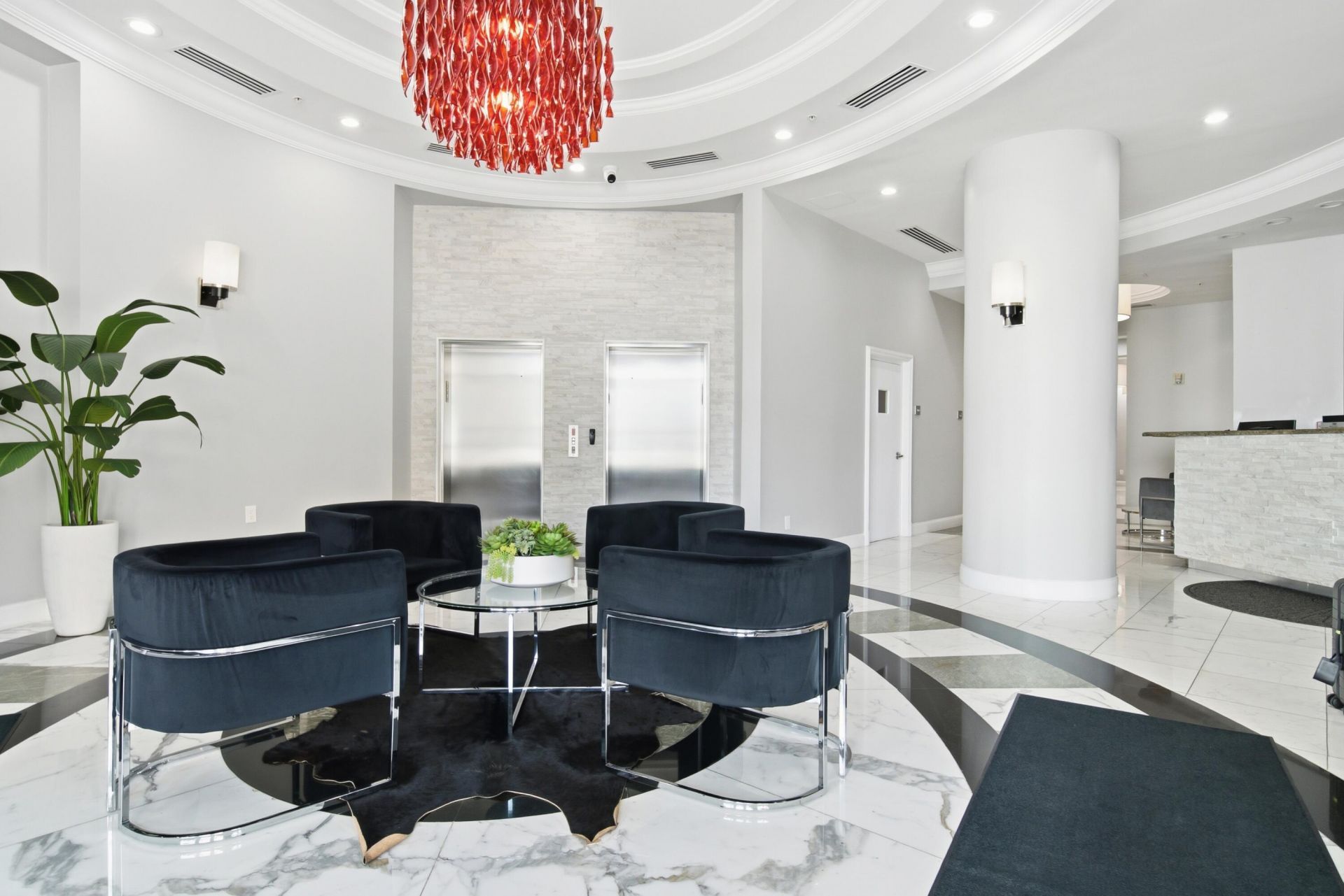 600 S Dixie Highway, Unit 211, West Palm Beach, FL 33401 Photo