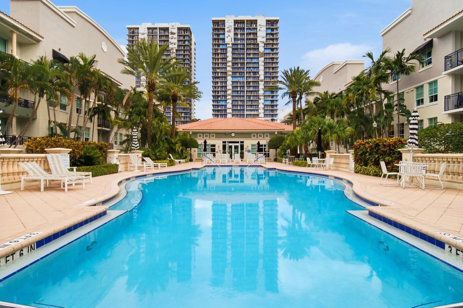 600 S Dixie Highway, Unit 211, West Palm Beach, FL 33401 Photo