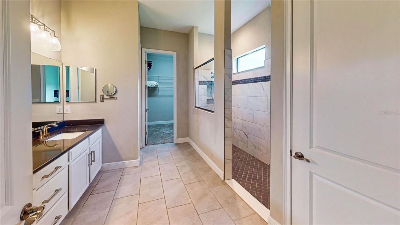 3911 Gaviota Drive , Ruskin, FL 33573 Photo