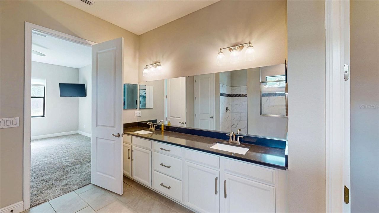 3911 Gaviota Drive , Ruskin, FL 33573 Photo