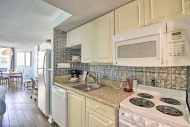 7000 N Ocean Blvd.  Photo 8