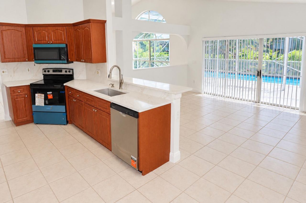 4270 Camrose Lane, West Palm Beach, FL 33417 Photo